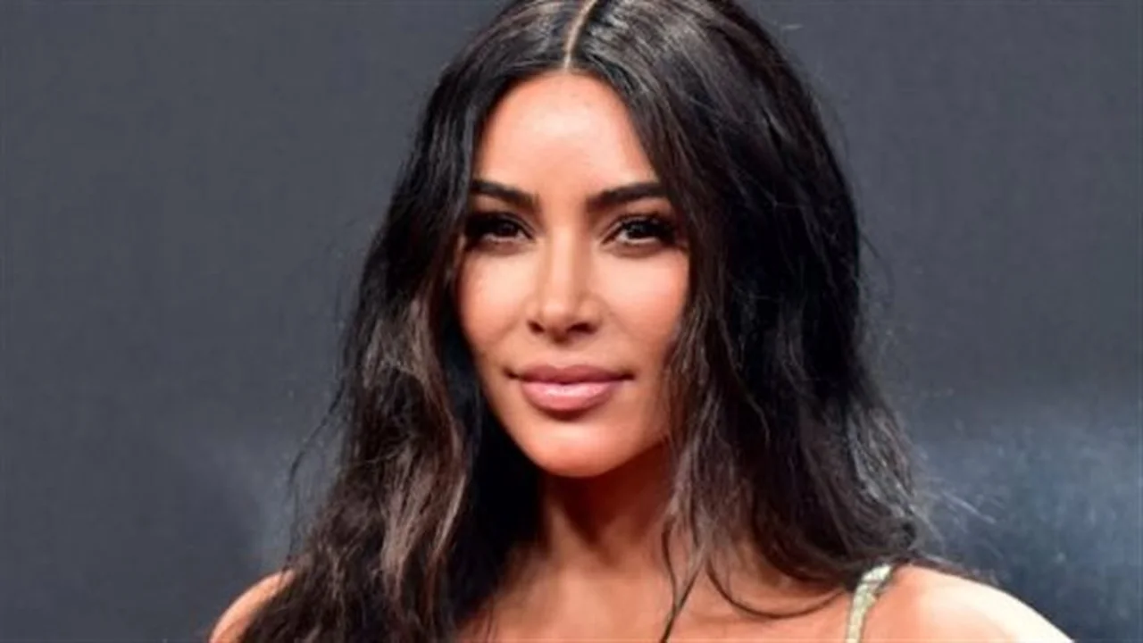 نظام غذائي مرن.. كيم كارداشيان تكشف سر تحولها نحو النباتية لجمهورها العالمي